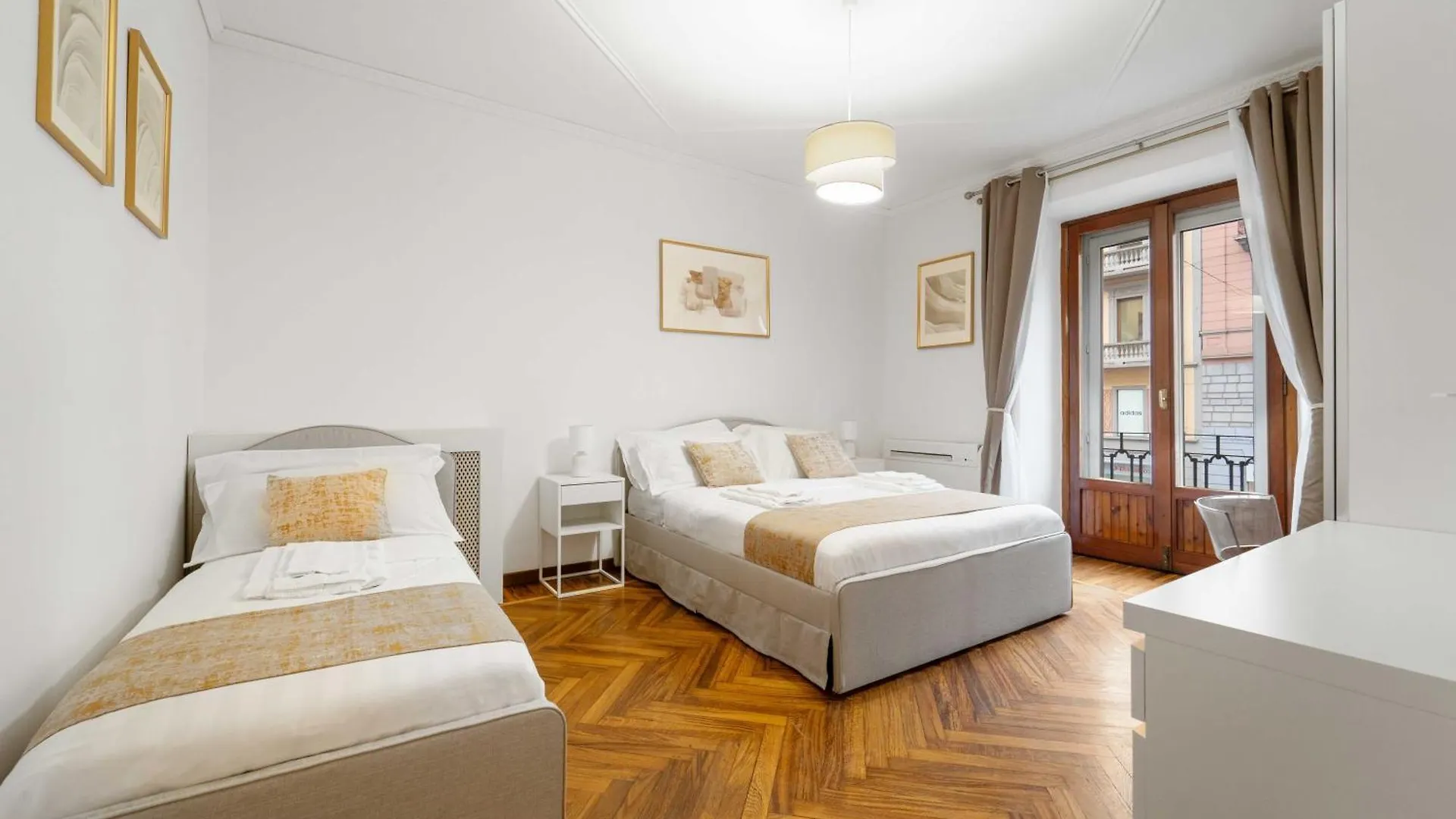 Luxury Apartment - Central, 10 Min From Duomo 0*, Milão Itália
