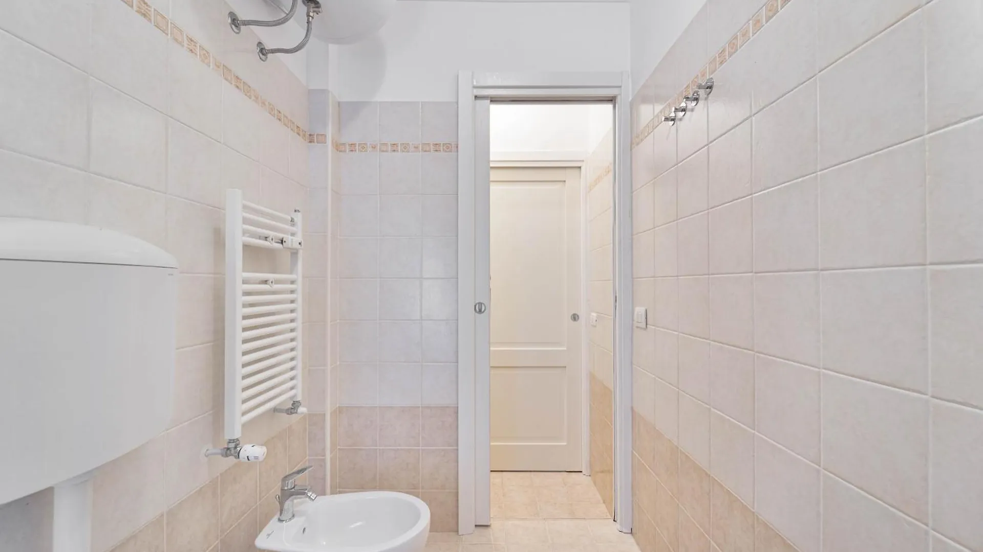 Luxury Apartment - Central, 10 Min From Duomo